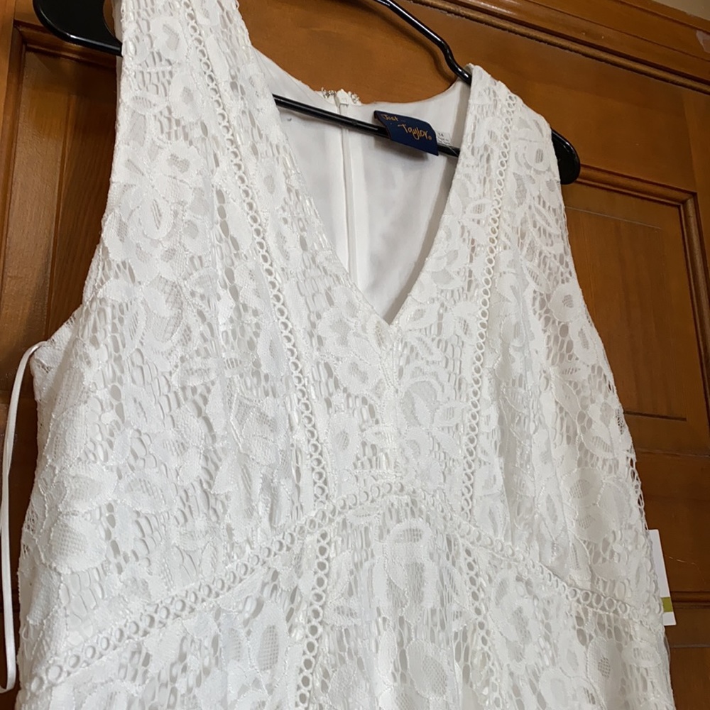 JUST...TAYLOR IVORY DRESS - Picture 5 of 8